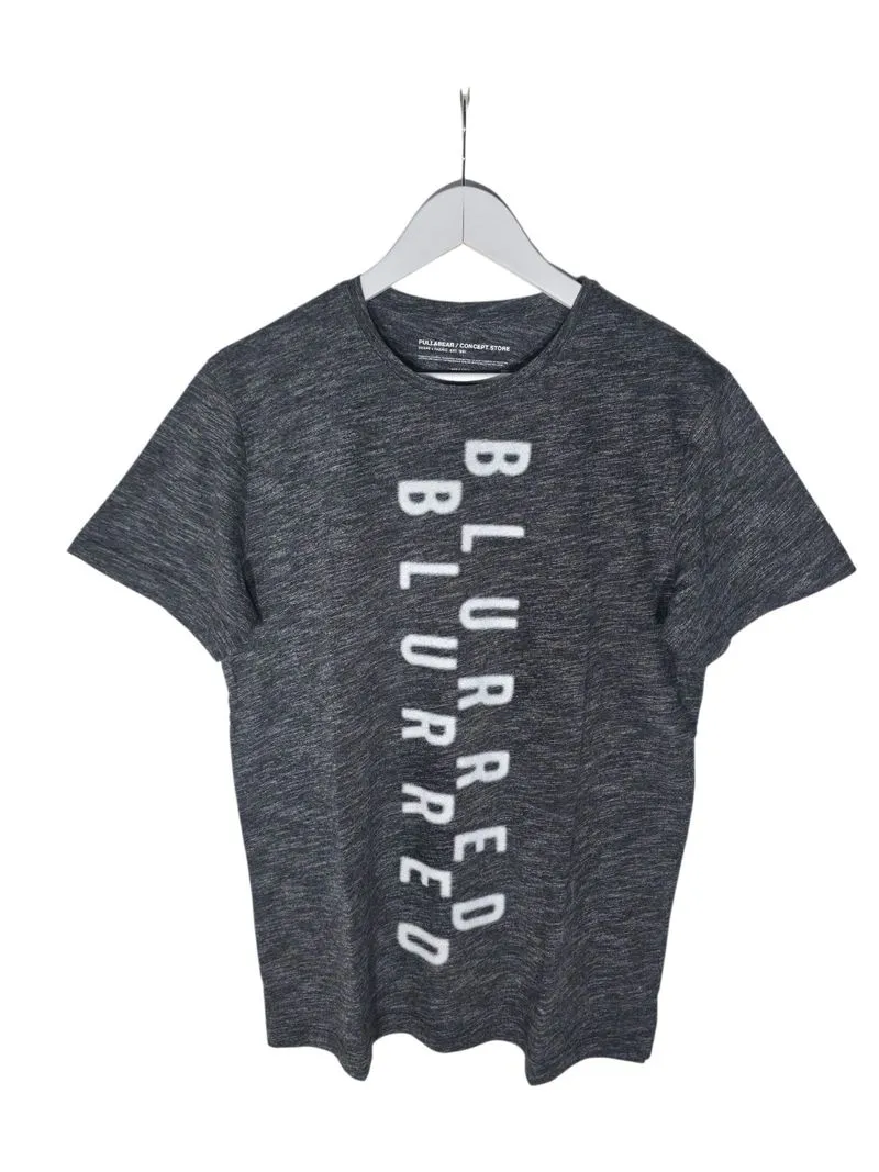 Kaos Pull&Bear Motif Kata Abu-abu photo 1