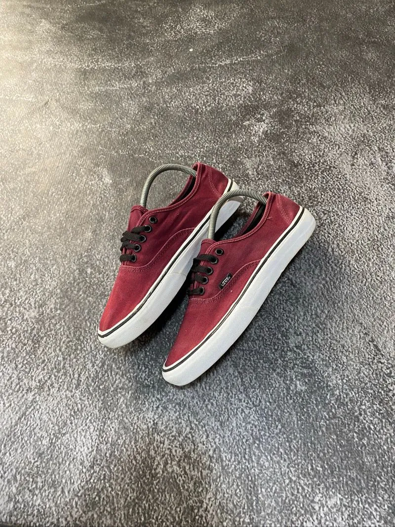 Vans authentic Maroon photo 1