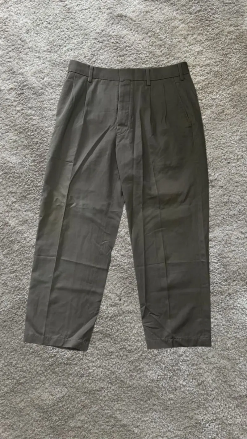 Uniqlo Ankle Chino Pants photo 1