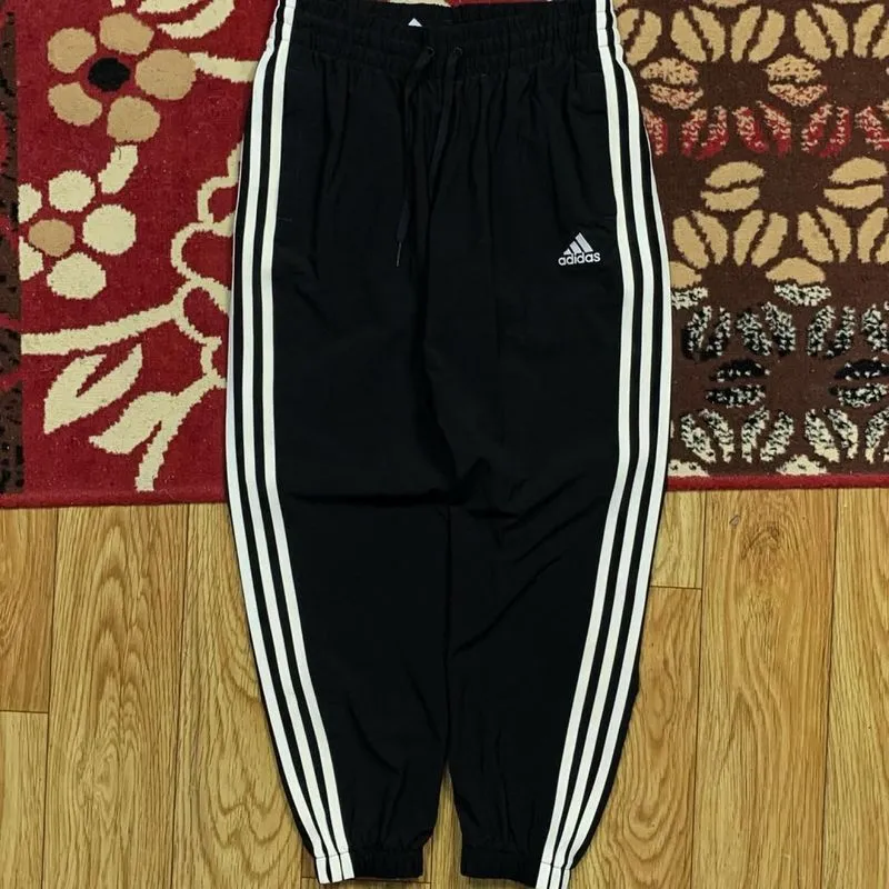 Item(s): ADIDAS ESSENTIALS TRACKPANTS photo 1
