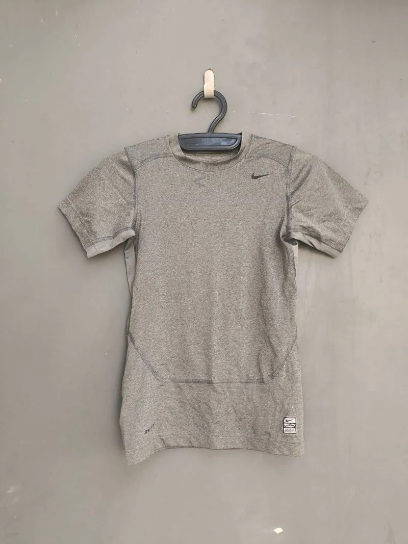Kaos Nike Pro Combat Dri Fit Compression Sport Shirt photo 1
