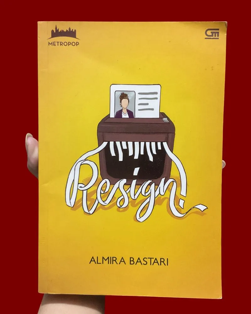 novel resign - almira bastari photo 1