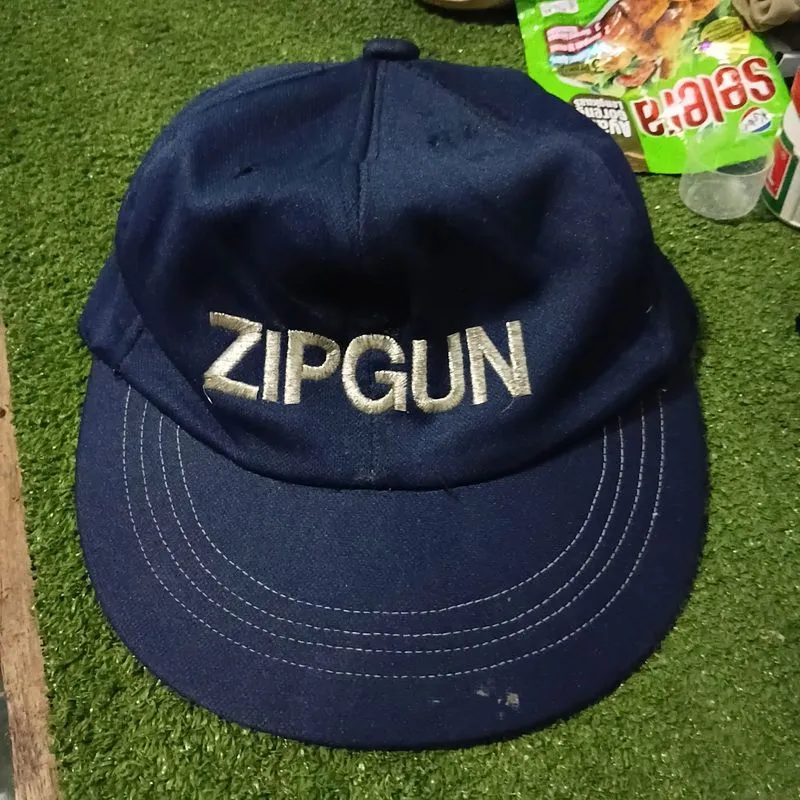 caps biru photo 1