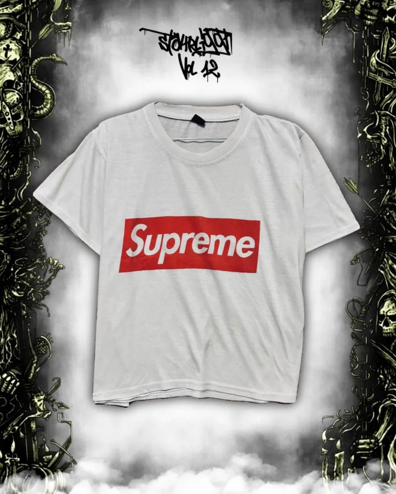 supreme photo 1