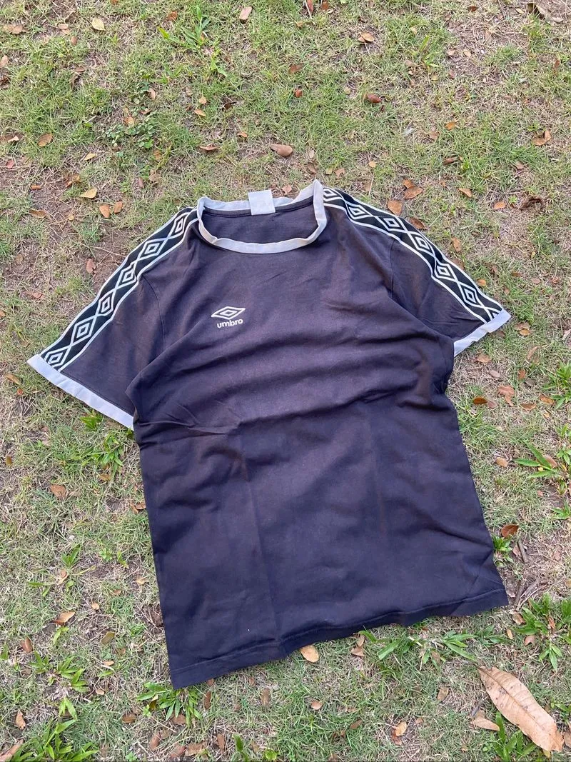 Tshirt umbro taped photo 1