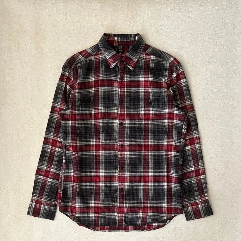 Flanel veterano shirt  by UNIQLO📸  photo 1
