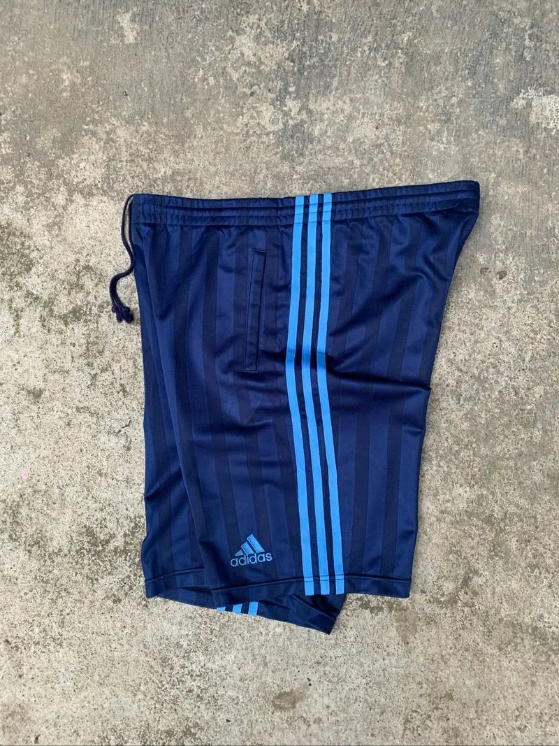 Adidas Short Pants Vintage 90s photo 1