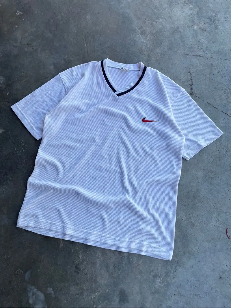 VTG Nike Tshirt photo 1