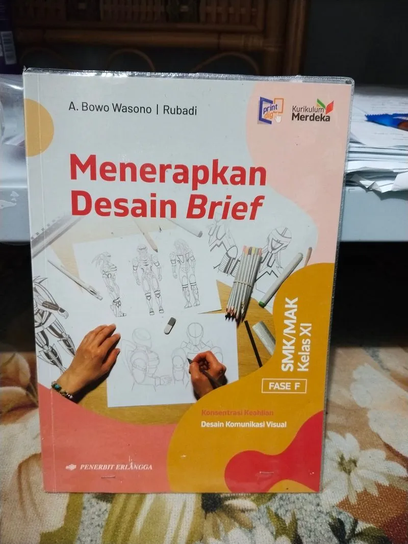 Menerapkan Desain Brief Kelas 11 photo 1