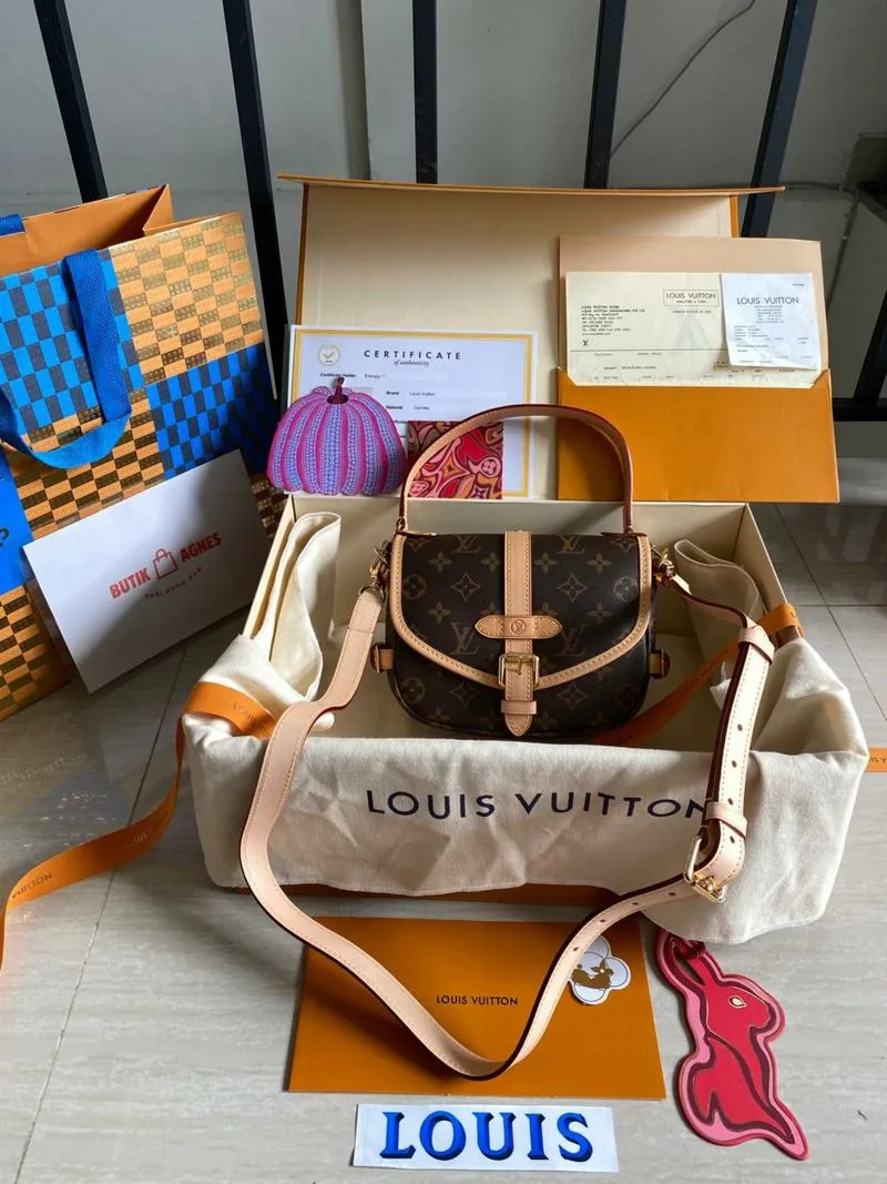 Nego Preloved Saumur BB Monogram Authentic photo 1
