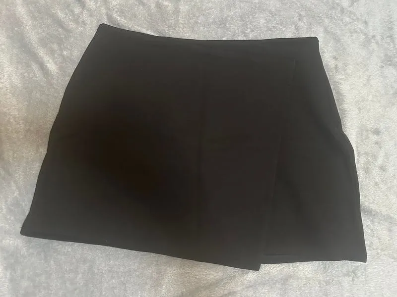 Black mini skirt  photo 1