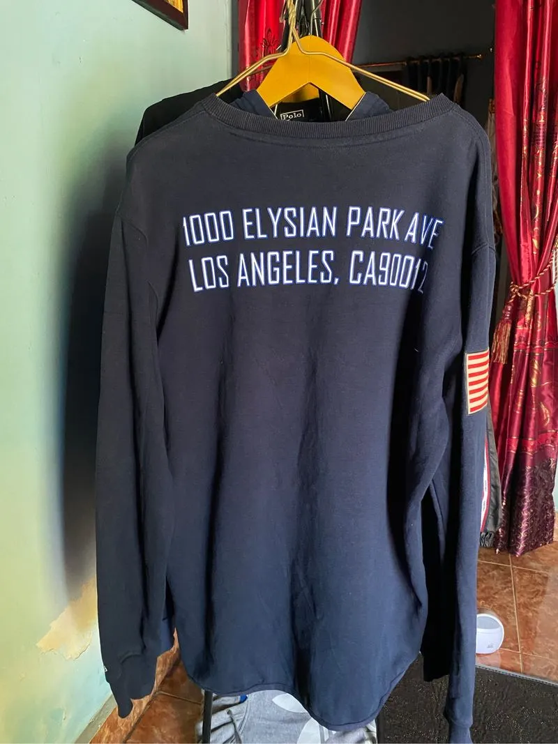 Crewneck New Era photo 1
