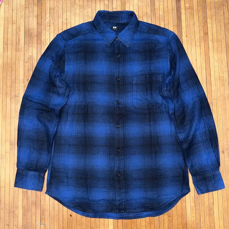 UNIQLO SLIM FIT SOFT FLANNEL VETERANO BLUE BLACK LONG SLEEVE photo 1