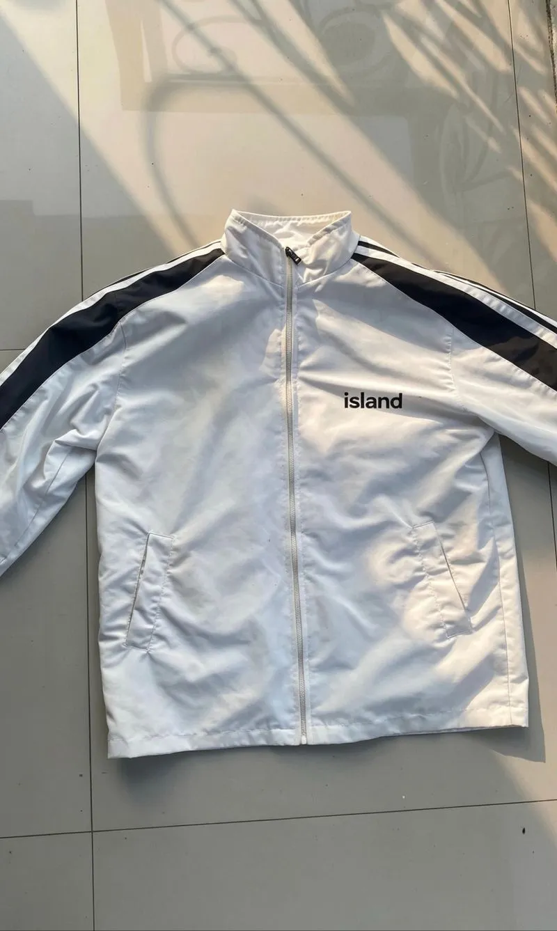 Jaket Parasut Putih Kombinasi Hitam  photo 1