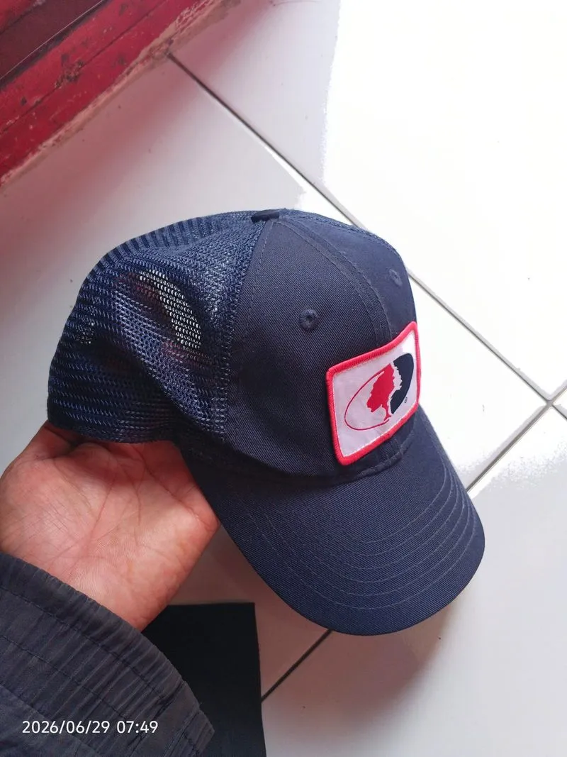 topi vintage photo 1