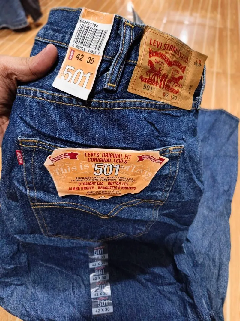 Levi's 501 regular Jeans Original a photo 1