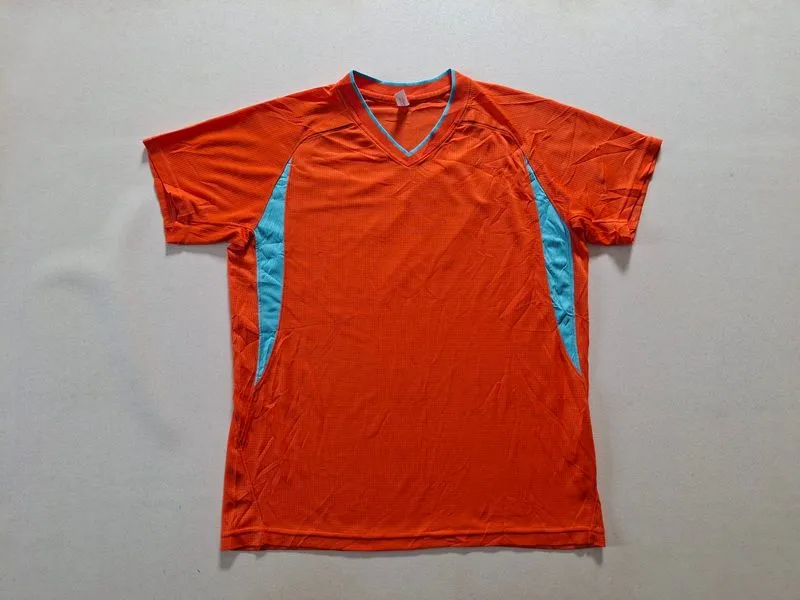 JERSEY UNIQLO BODY TECH ORIGINAL 100% photo 1