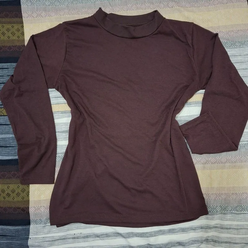 Turtle neck brown-red-ish photo 1