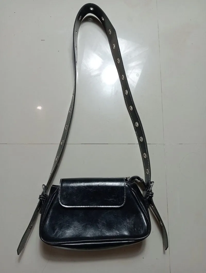 CROSSBAG BLACK photo 1