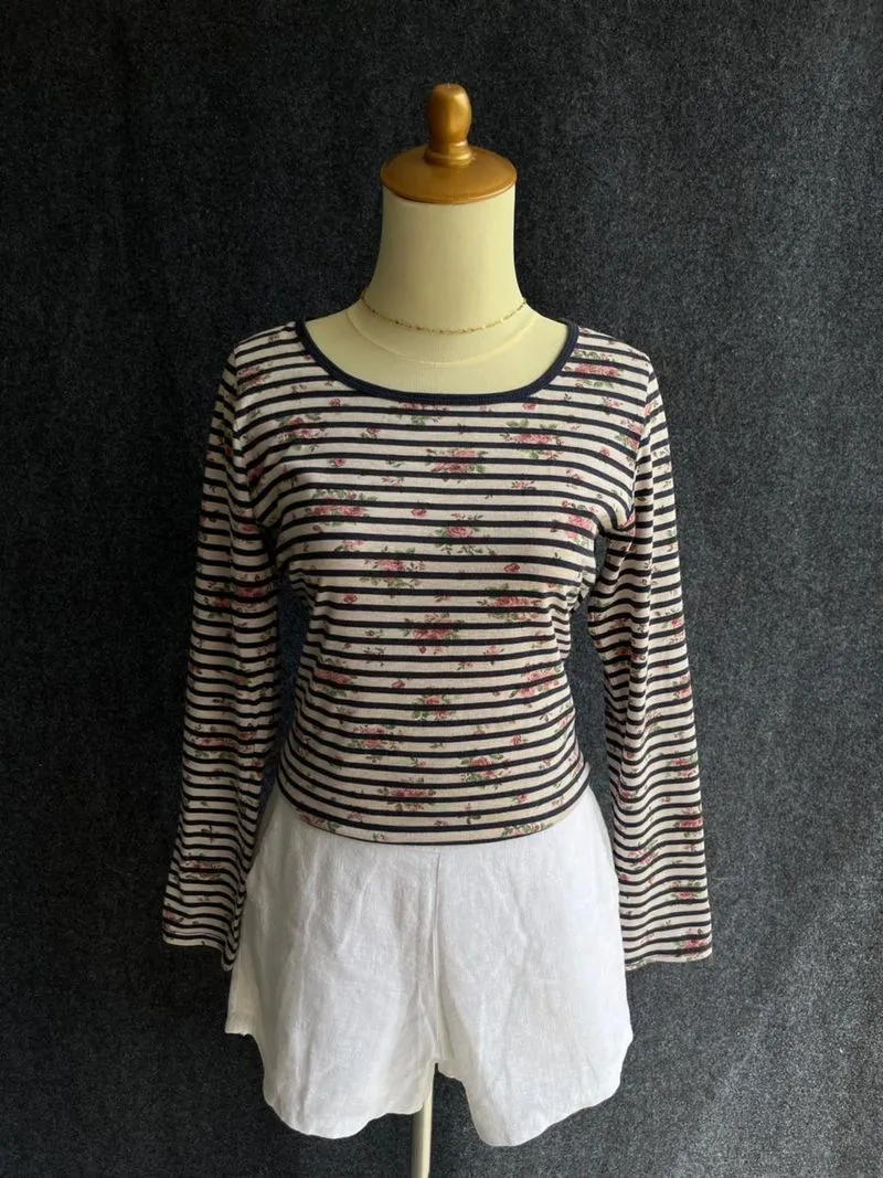Longsleeve Vintage Floral photo 1
