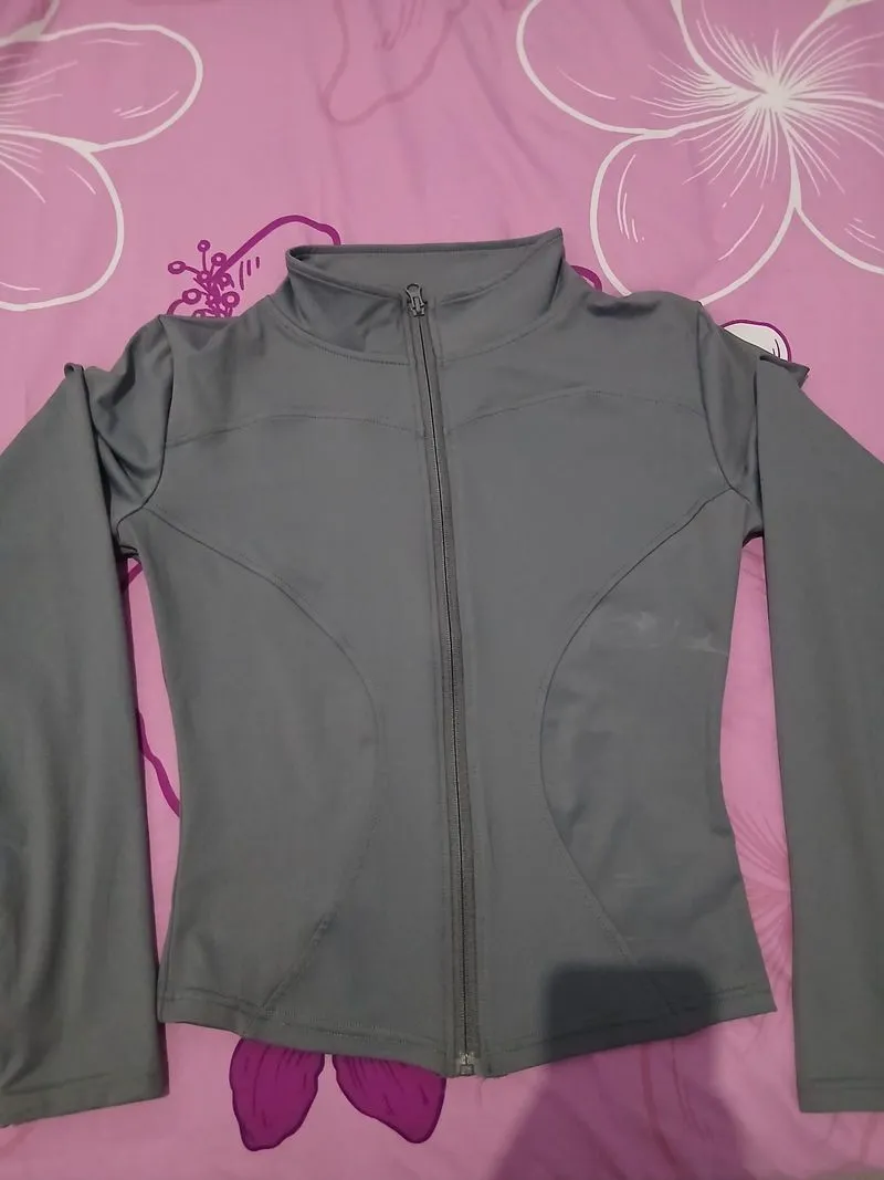 jaket olahraga photo 1