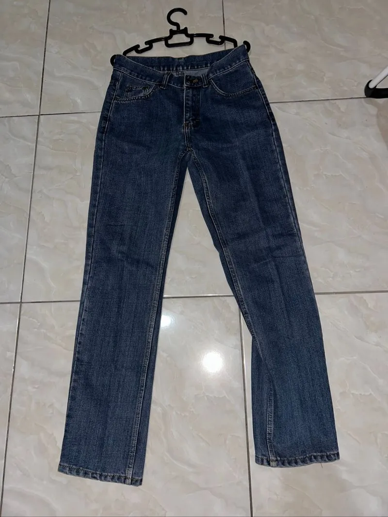 Celana jeans carvil photo 1