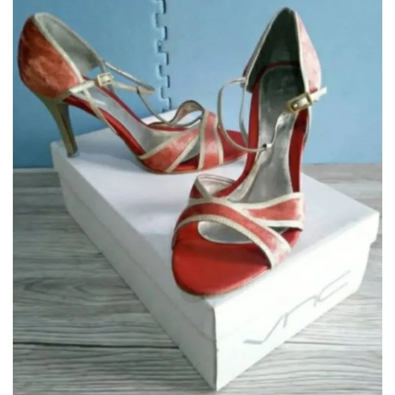 VNC ORIGINAL HEELS WANITA photo 1