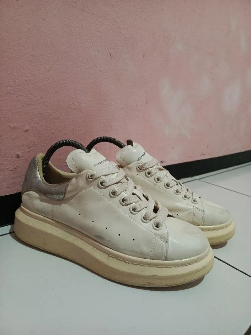 Alexander McQueen White Silver photo 1