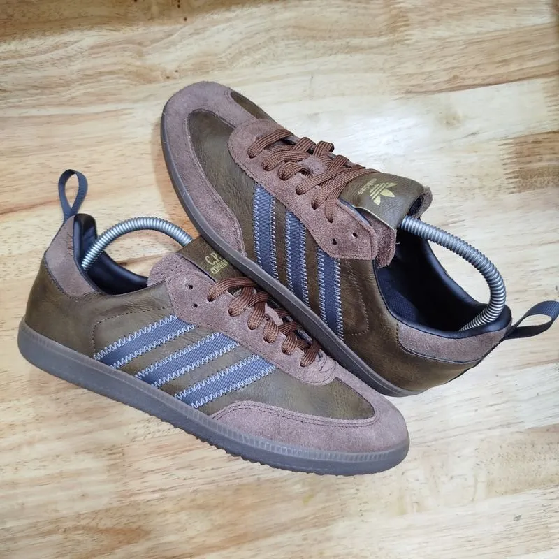 Adidas Casual Sneakers Pria brown blue photo 1