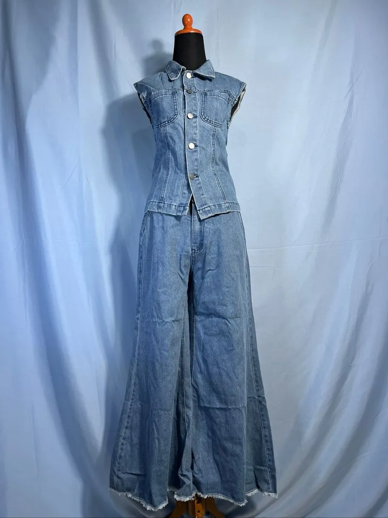 Denim One-Set Vest & Wide-Leg Pants (Setelan Rompi dan  photo 1