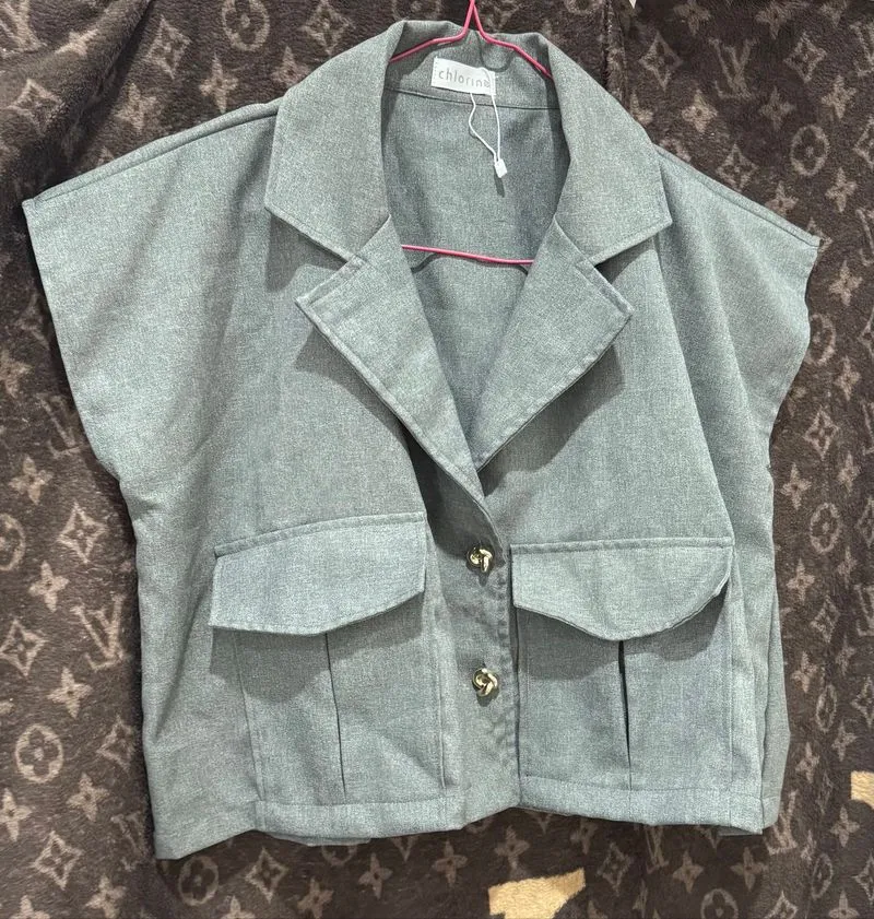 Cropped Balzer Lengan Pendek / Chlorine  photo 1