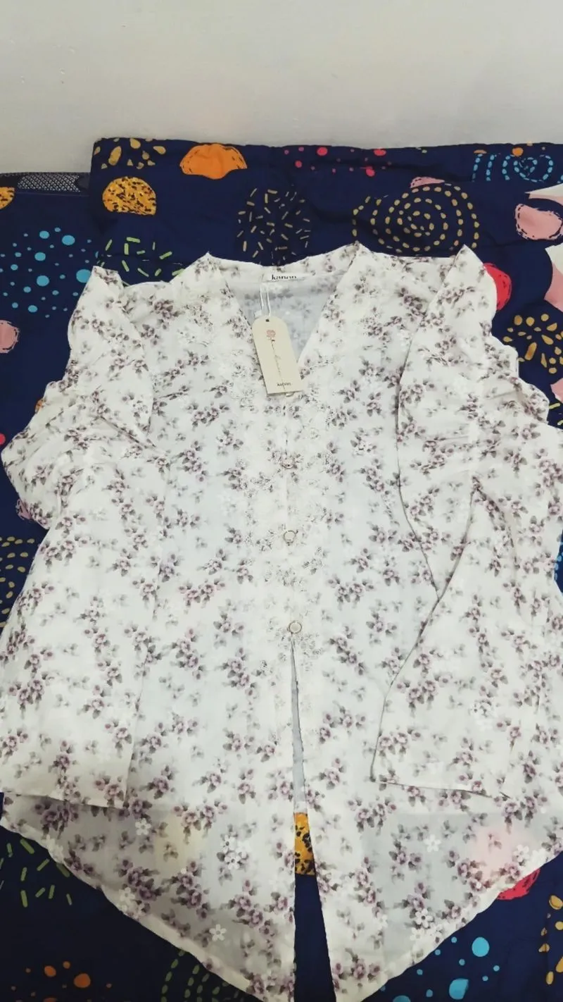 KANON - Isra Kebaya Blouse  photo 1