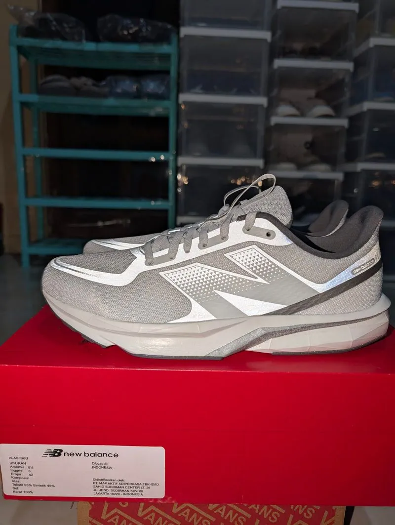 NEW BALANCE FLASH ORIGINAL RUNNING photo 1