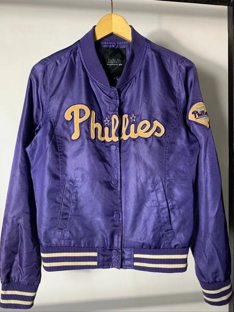 MLB Phillies varsity photo 1