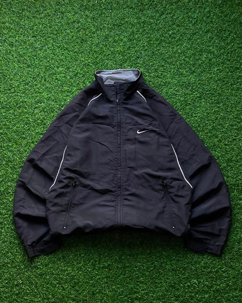 Nike Vintage 90s Windbreaker Jacket photo 1