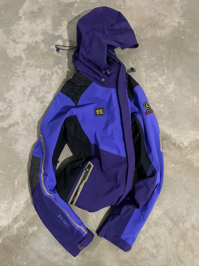 Kolon goretex pro photo 1