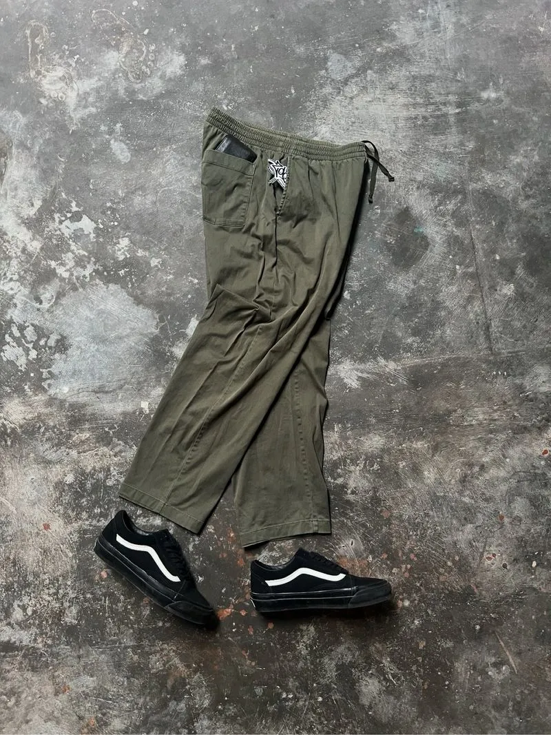 Uniqlo Relax pants Sz 30 photo 1