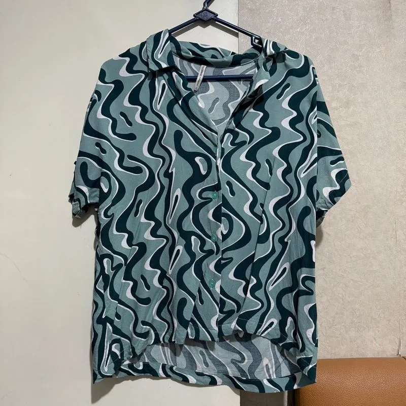 Green wave top photo 1