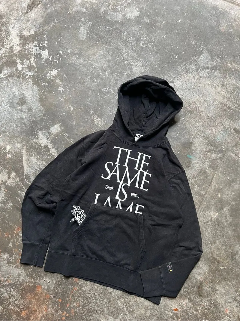 Uniqlo x i am OTHER Pullover Hoodie Sz M photo 1