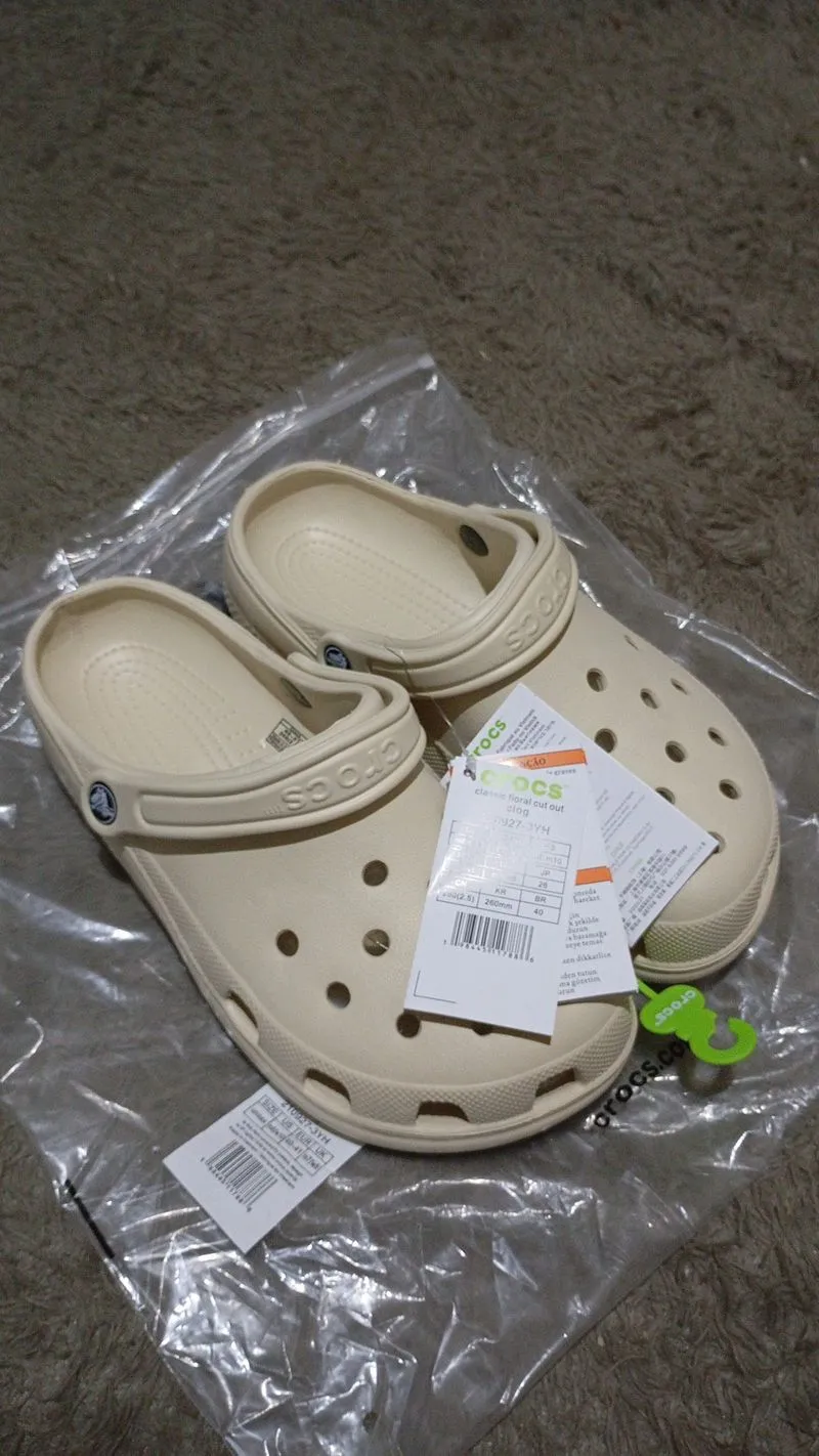 Crocs Classic photo 1