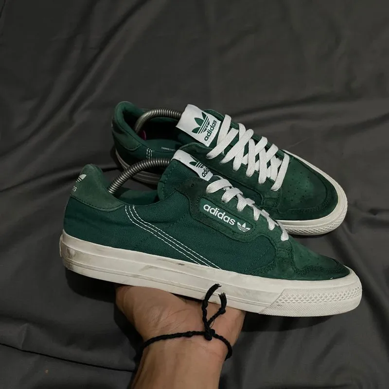 Adidas Indie Casual Sneakers Pria white green photo 1