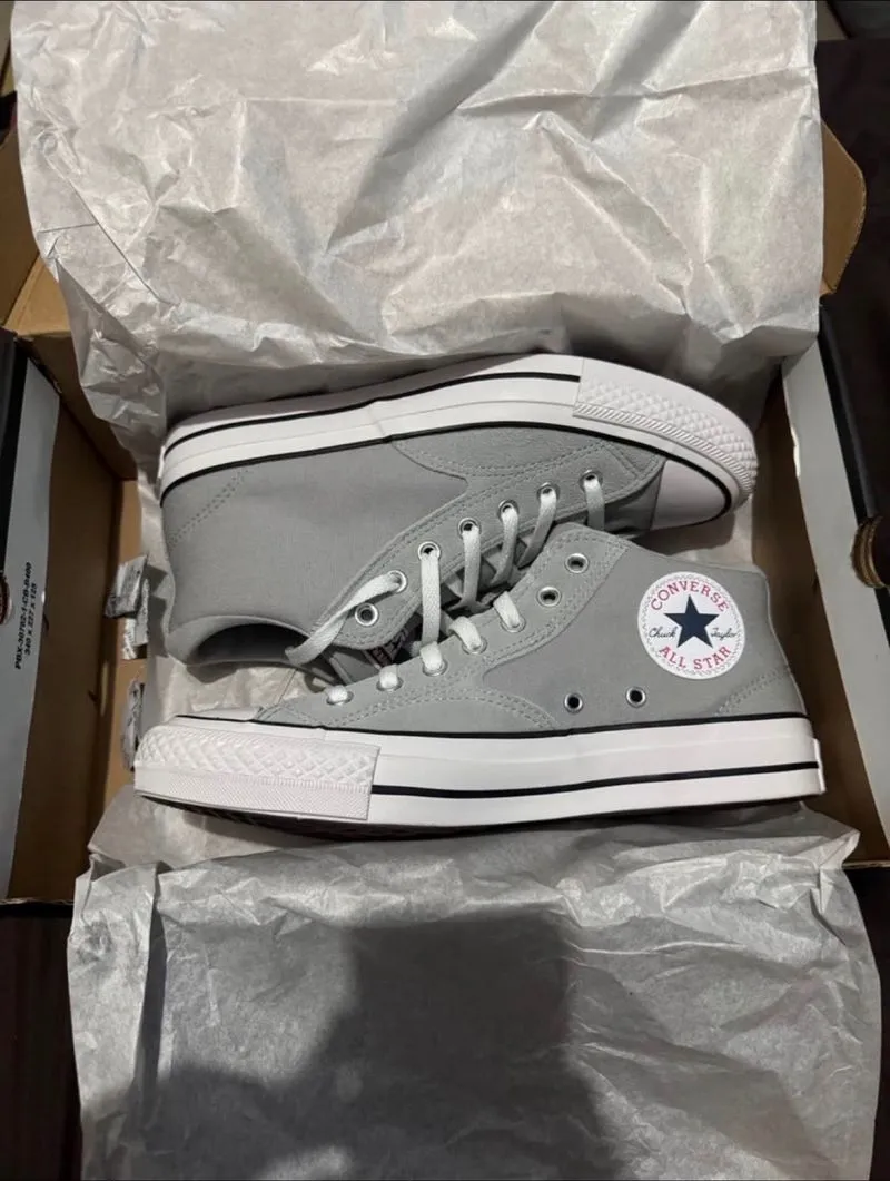 sepatu converse ori  photo 1