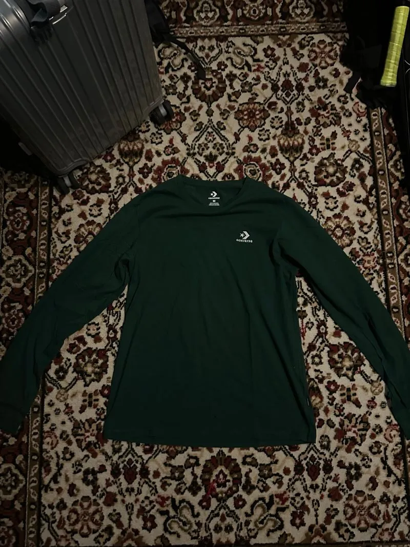 Converse Long Sleeve photo 1