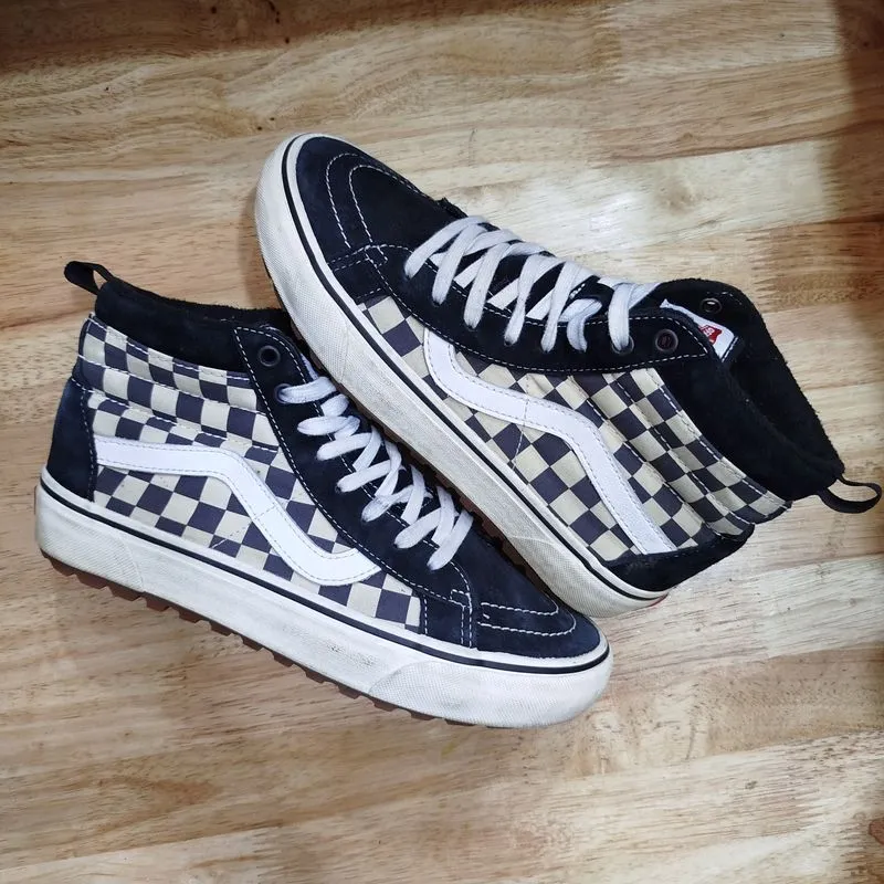 VANS Casual Sneakers Pria white black photo 1