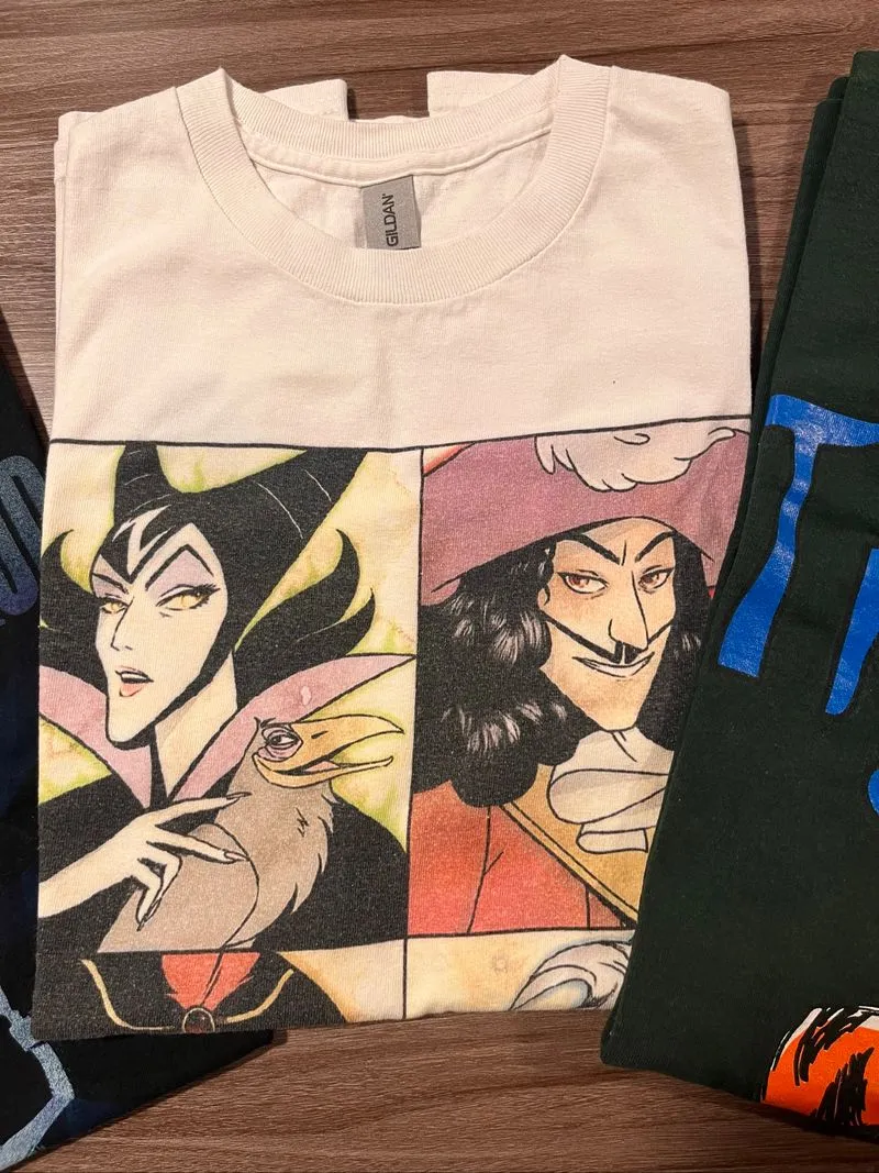 Disney Villains tee photo 1