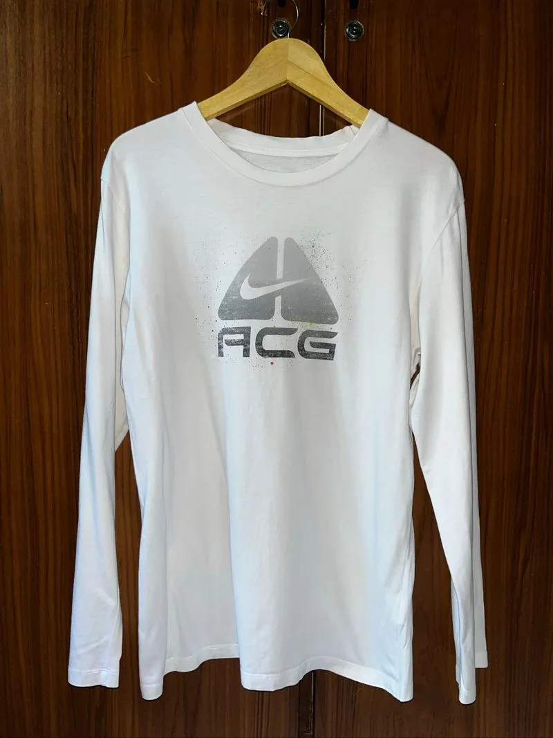 Nike acg longsleeve size S  photo 1