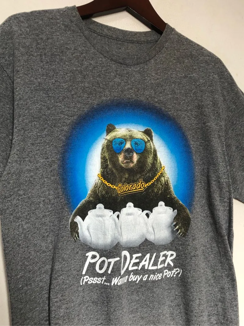 Graphic meme tee y2k Pot Dealer (pun intended) retro vintage photo 1
