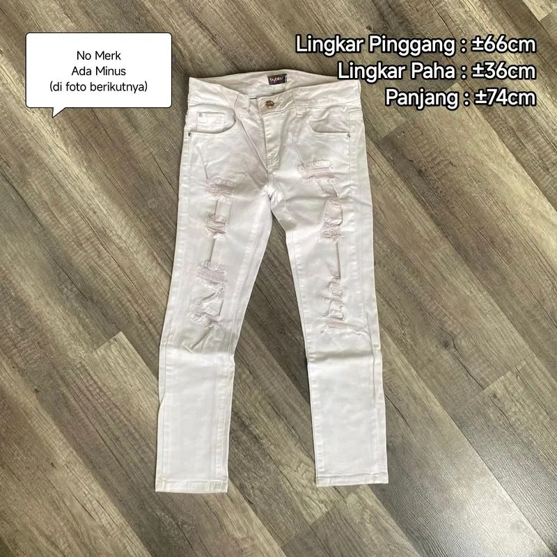 Preloved (Personal Used) Celana Panjang Jeans Putih / Ripped photo 1