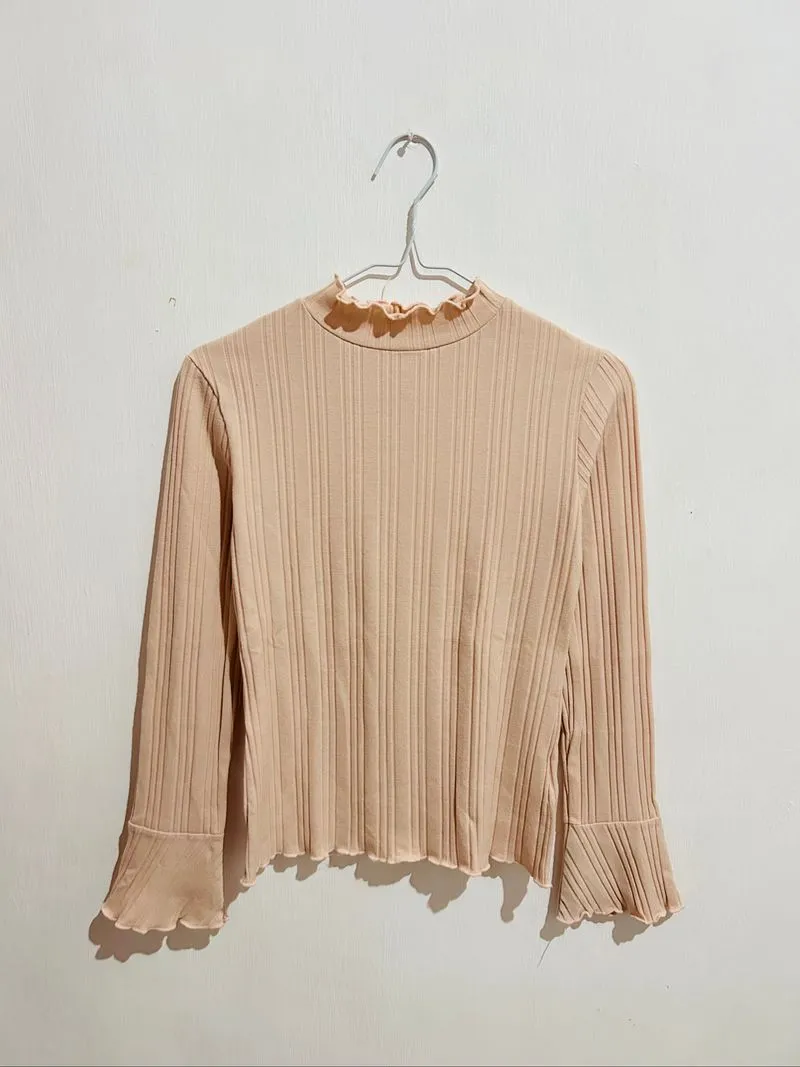 Salur Knit Blouse Peach photo 1