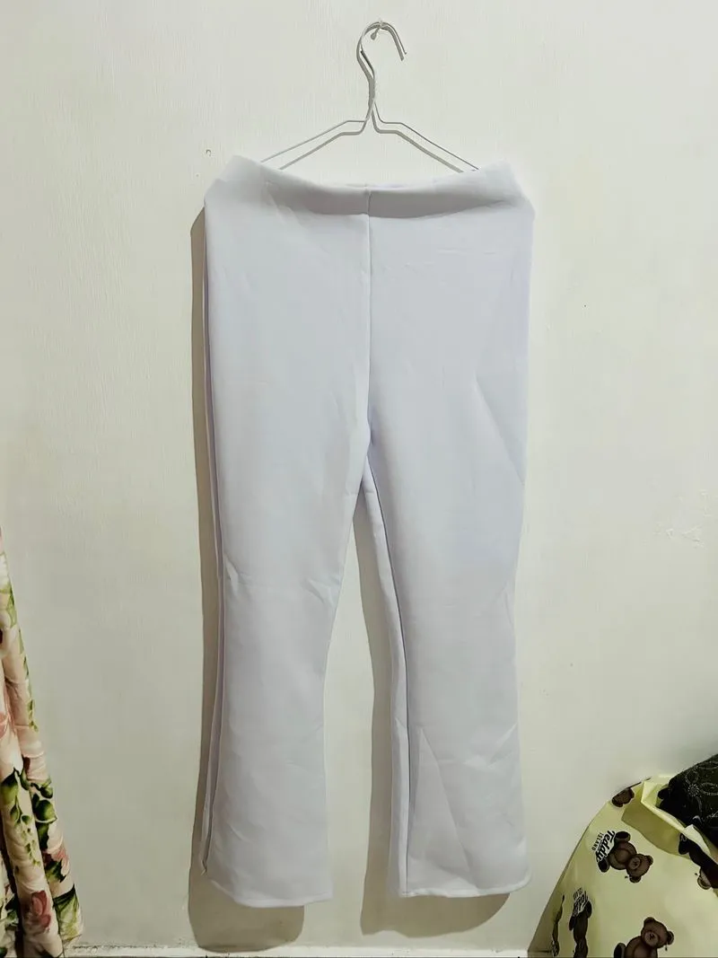 Flare Pants Scuba Putih photo 1